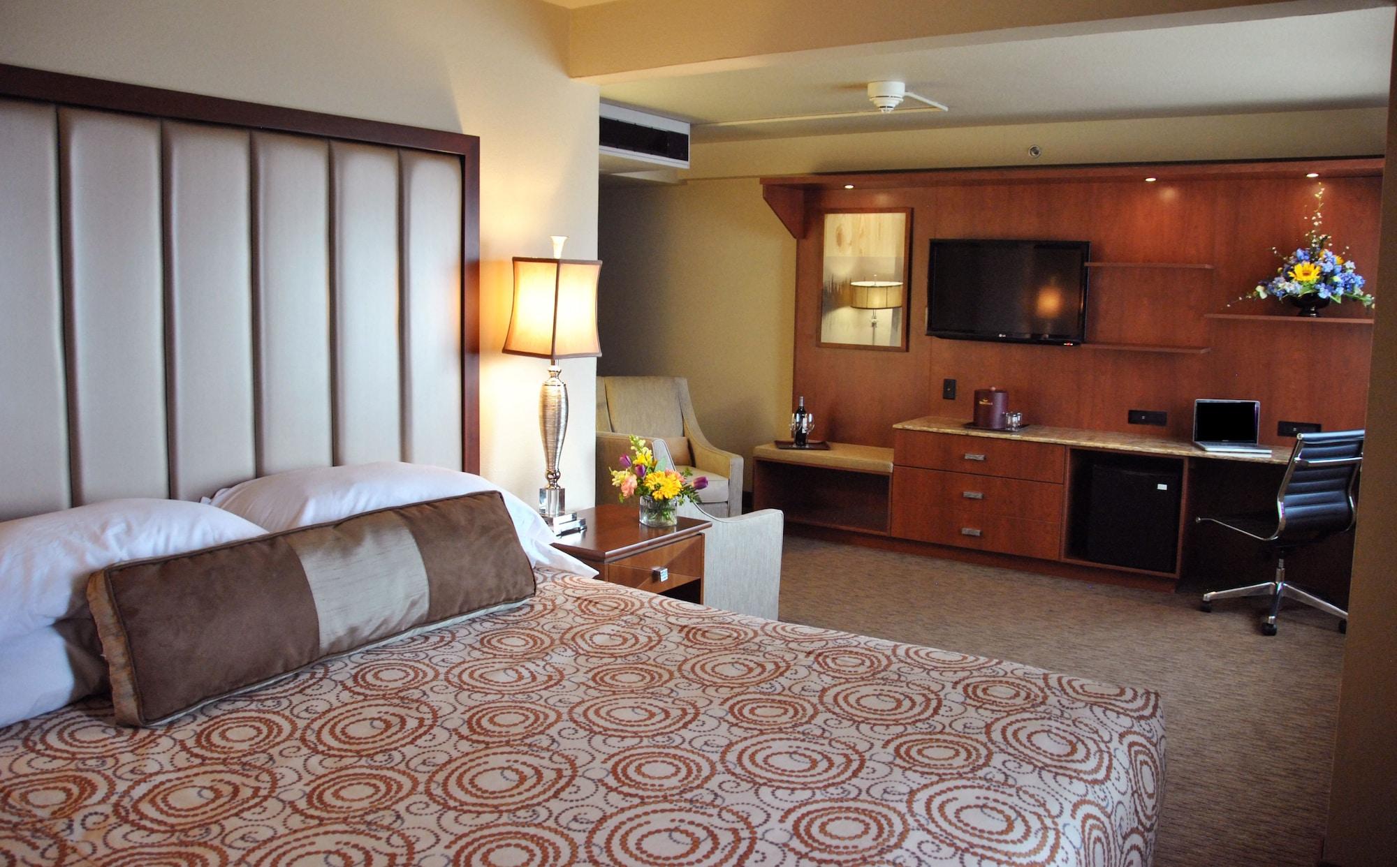 Westmark And Conference Center Hotel 3*
