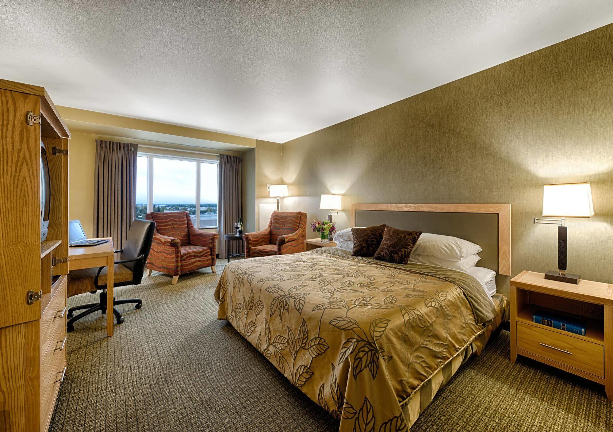 Westmark And Conference Center Hotel